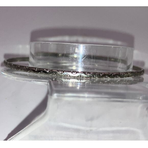 Thin Silver-Tone Raised Textured Pattern 2.75" Bangle! - Picture 3 of 5